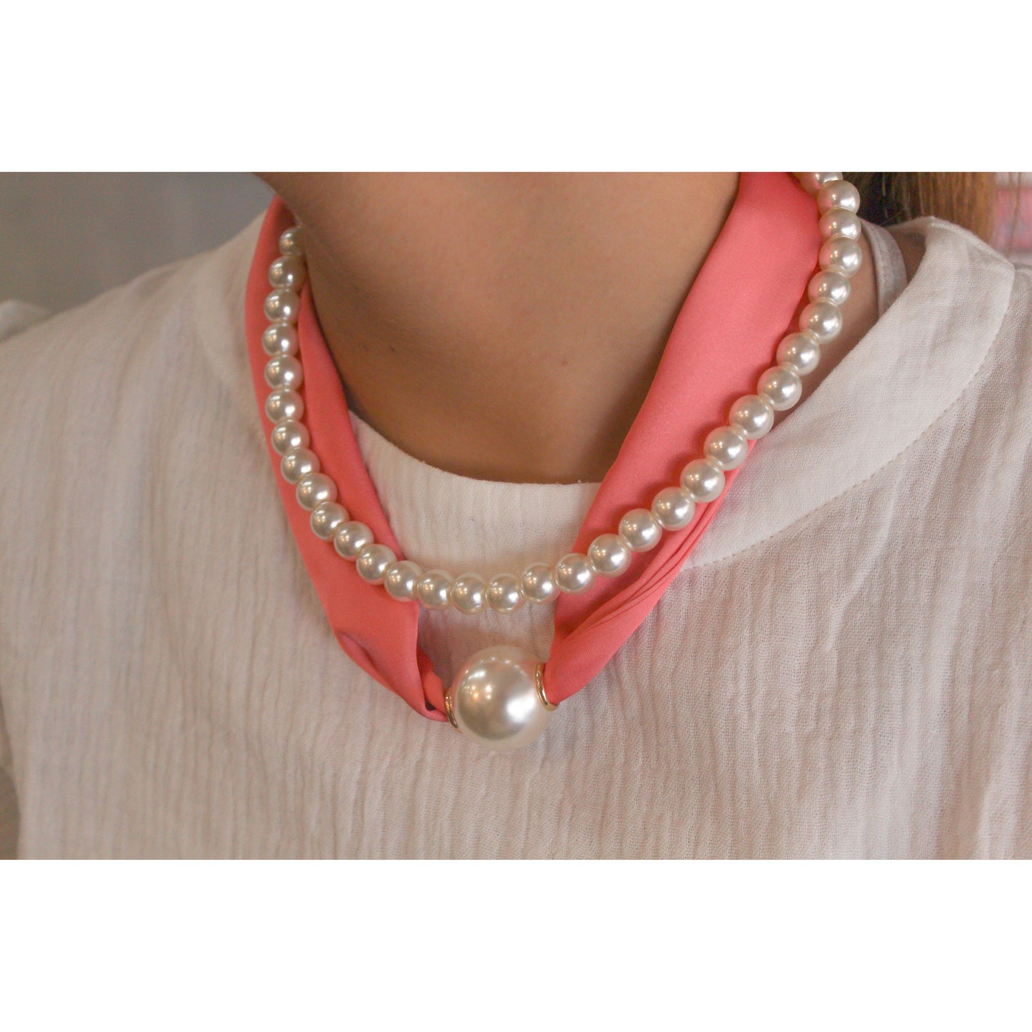 Pearl Breeze Necklace