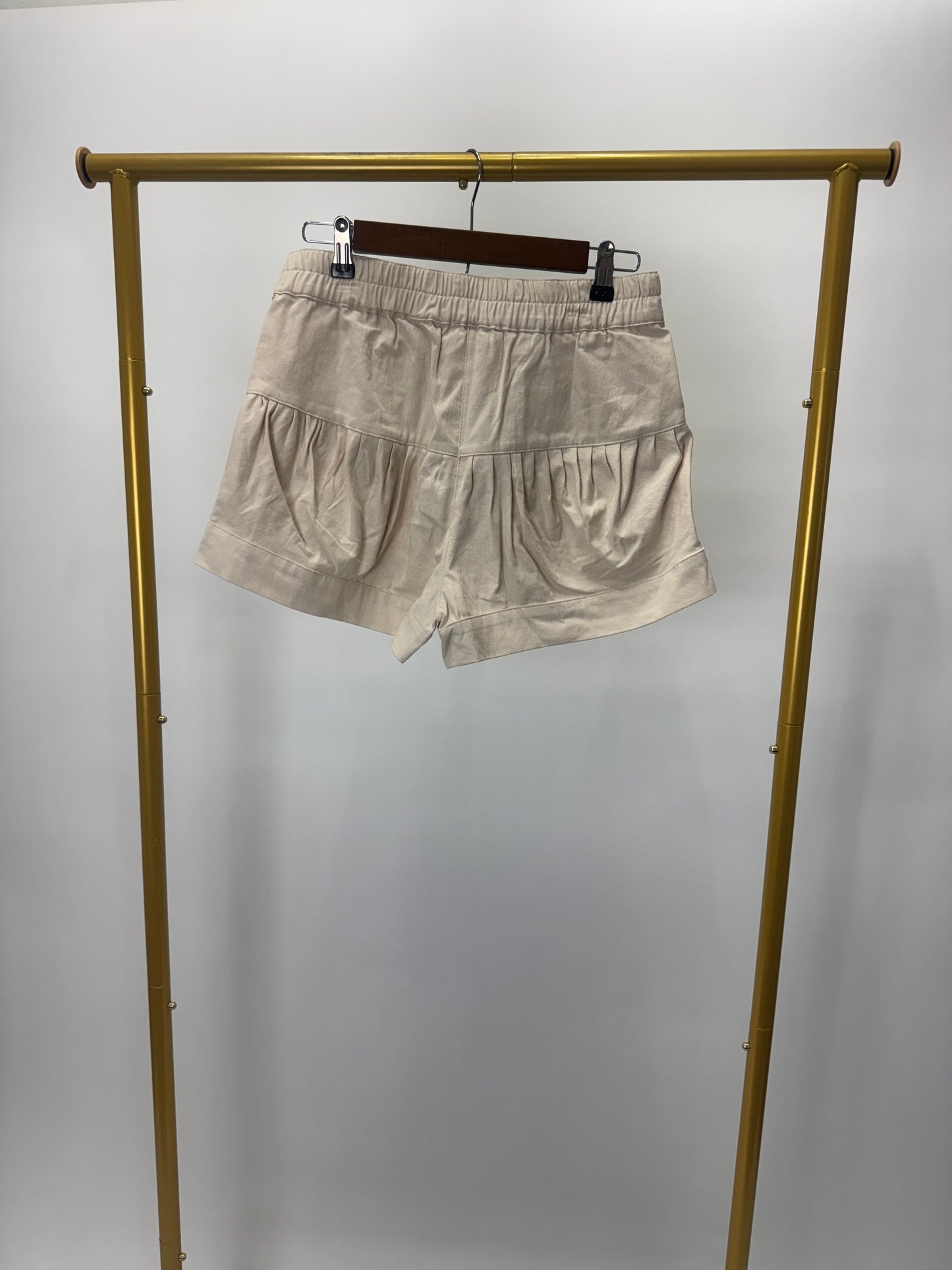 Bone Ruffle Short