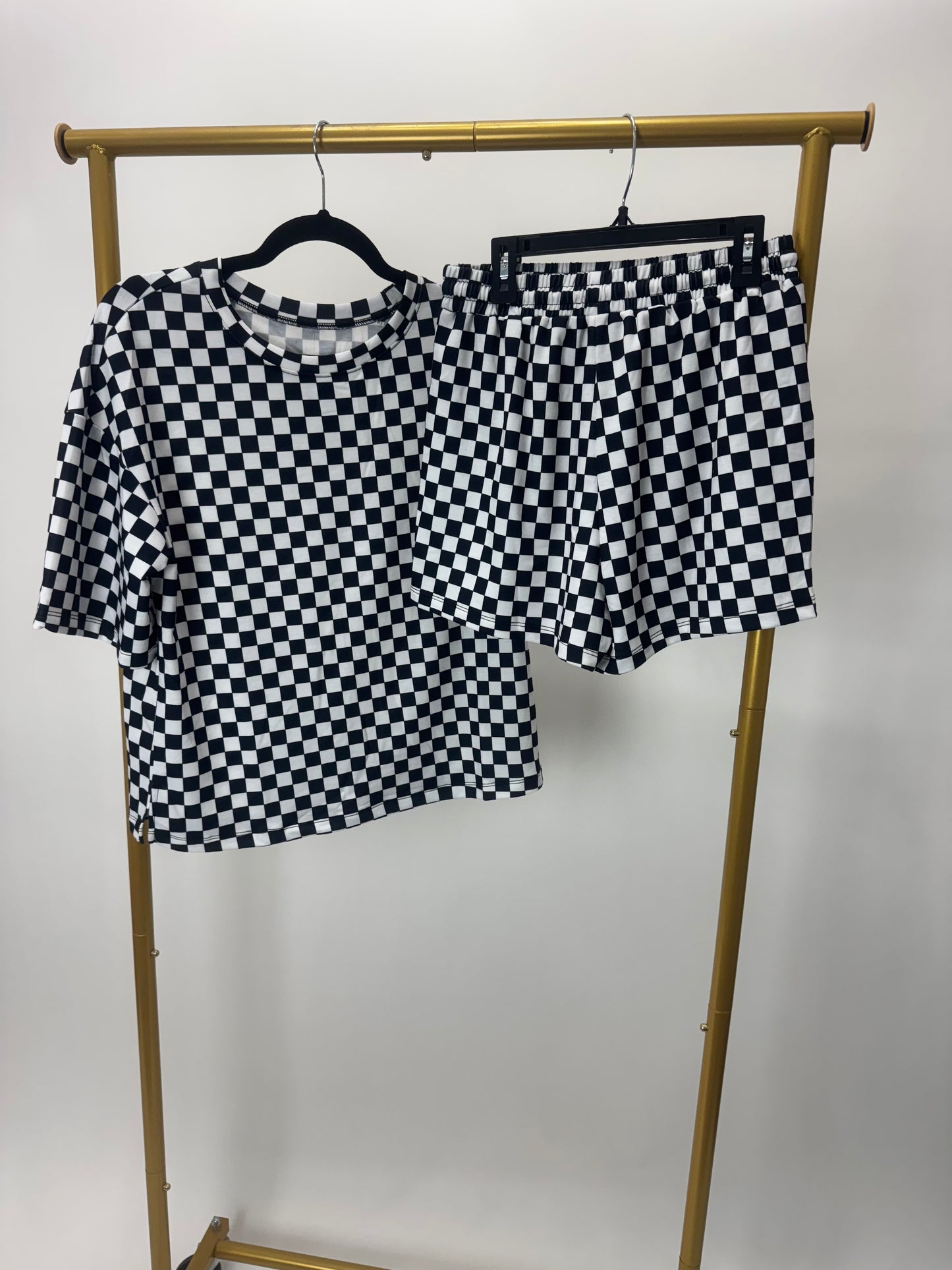 Black and White Checkered Set