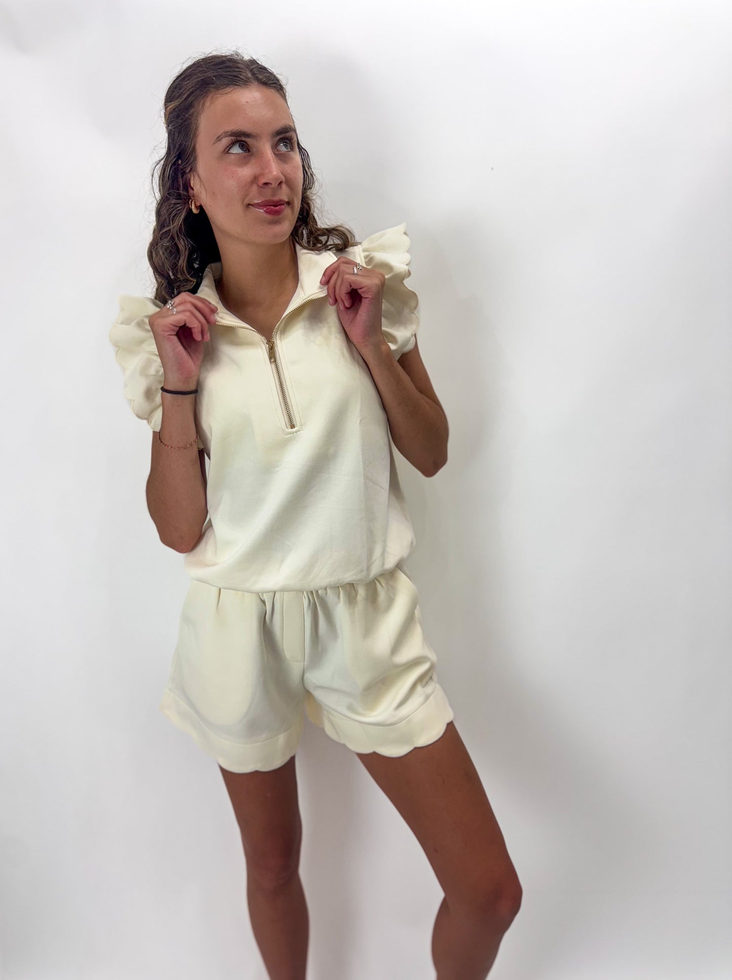 Vanilla Sugar Scalloped Set