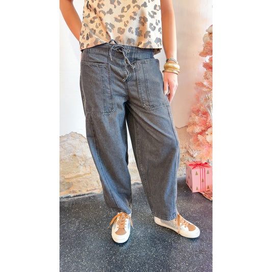 Dolly Drawstring Black wash Denim Barrels