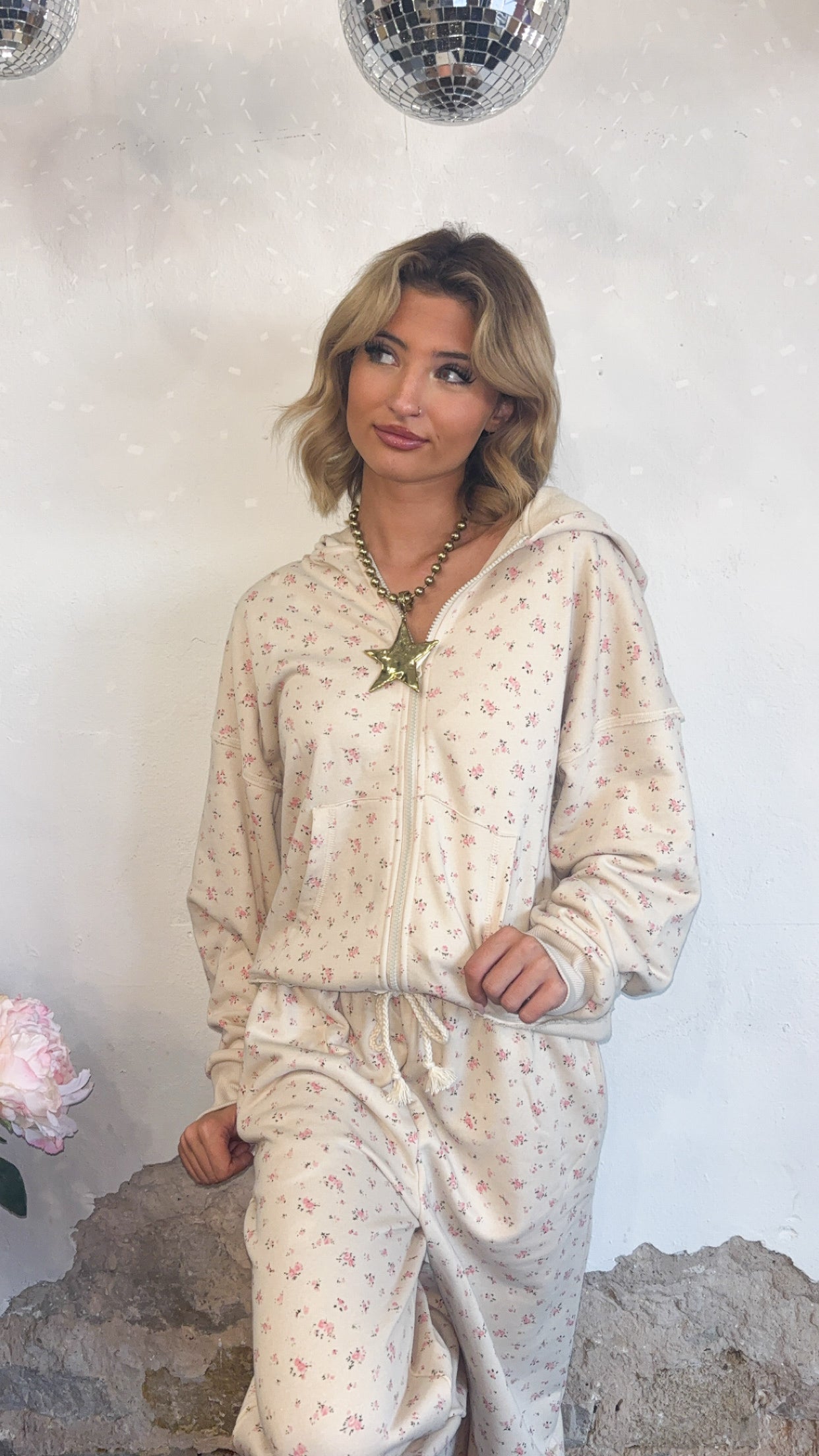 Flirty and floral set