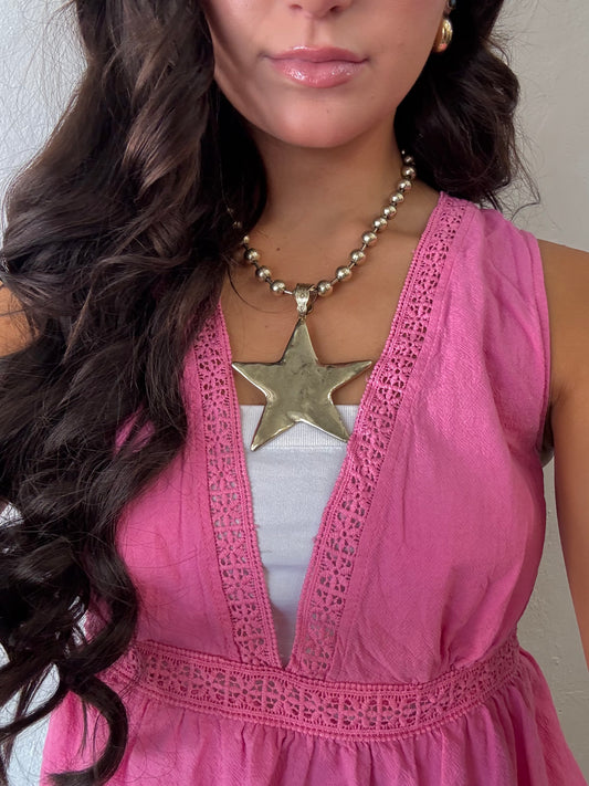 Hammered Chunky Star Necklace